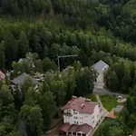 Monali Guest house 3*