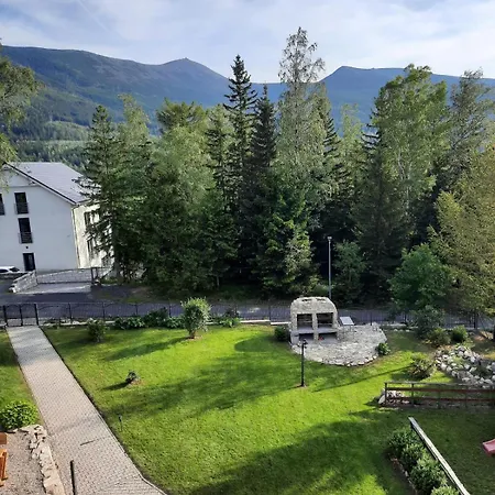 Πανσιόν Monali Karpacz