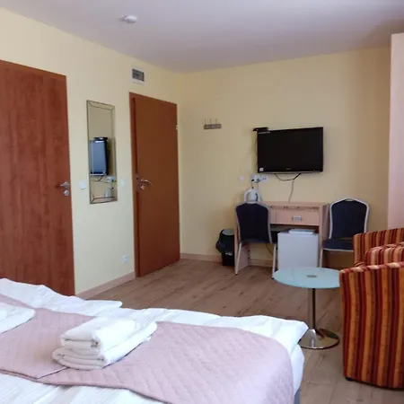 Monali Guest house