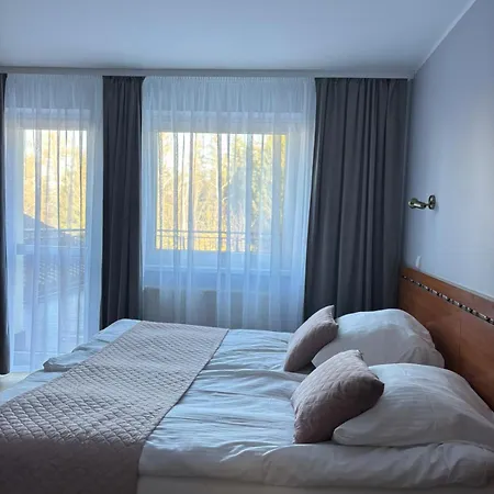 Πανσιόν Monali 3*