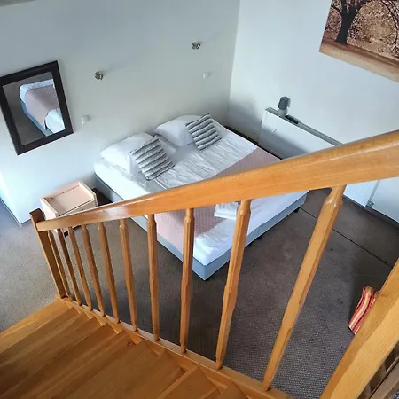 Monali Guest house