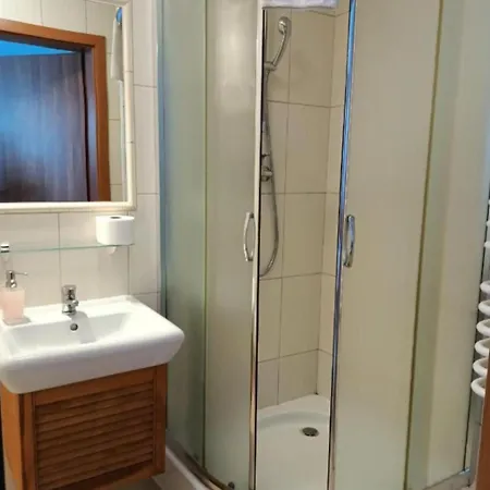 Gasthuis Monali 3*