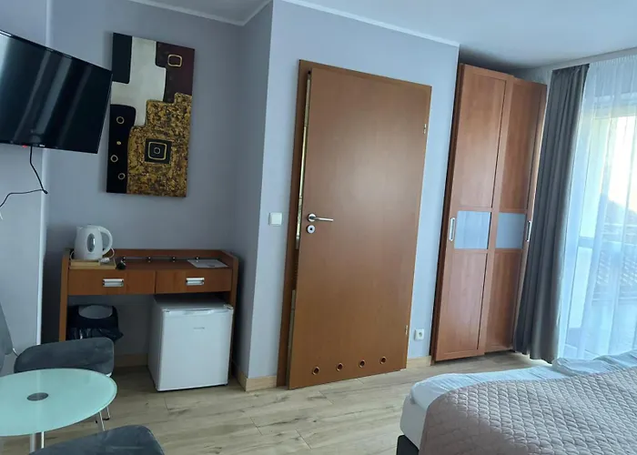 Monali Guest house 3*